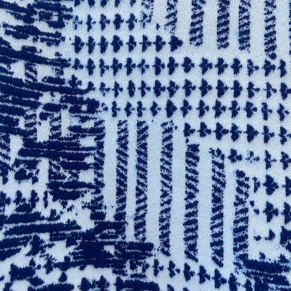 BCBGMaxAzria Miranduh Crop Top, Size Small (NWT) - Picture 5 of 6